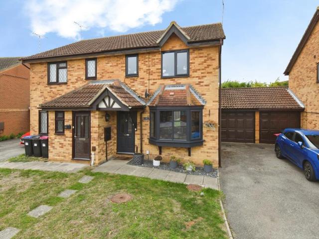 House for sale in Shoeburyness, Southend-on-Sea