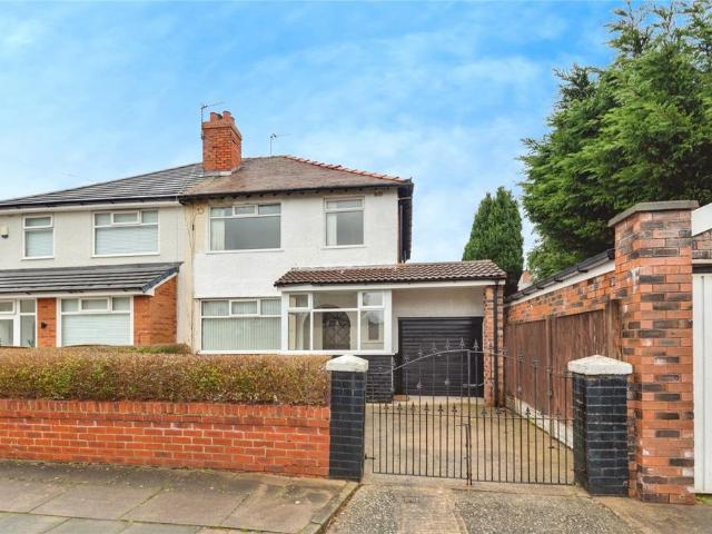 House for sale in Calderstones