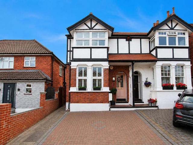House for sale in The Wrythe, Greater London