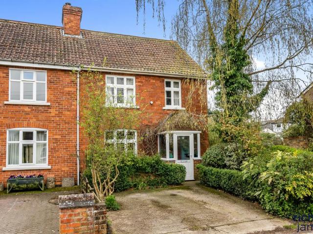 House for sale in Wanborough, Swindon