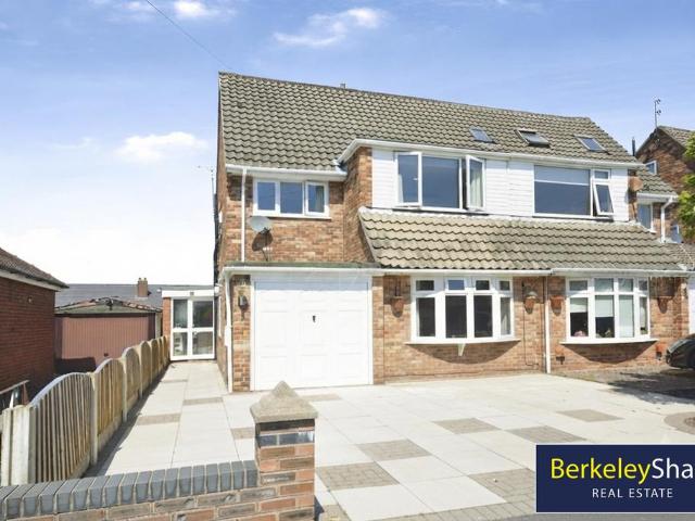 House for sale in Kennessee Green, Maghull
