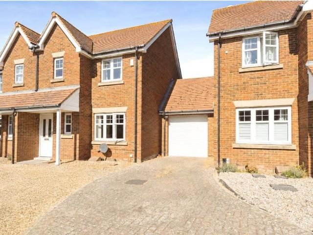 House for sale in Littlecote, West Sussex