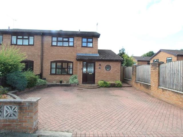 House for sale in Little Mountain, Wales