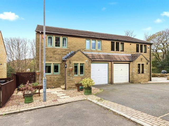 House for sale in Holme Valley, Holmfirth