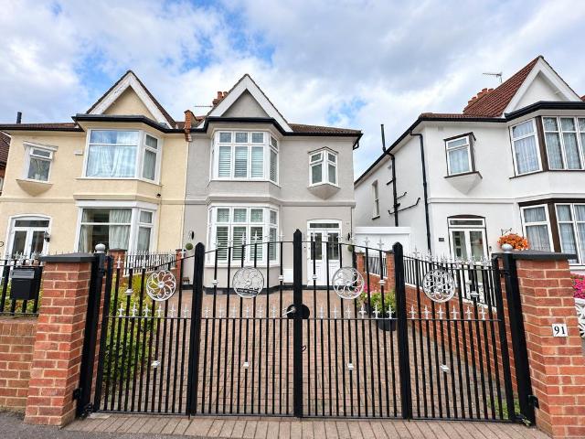 House for sale in Bellingham, Greater London