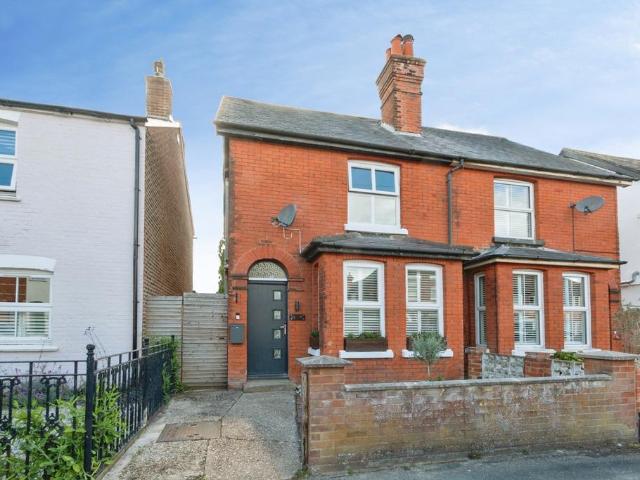 House for sale in Farnborough, Hampshire