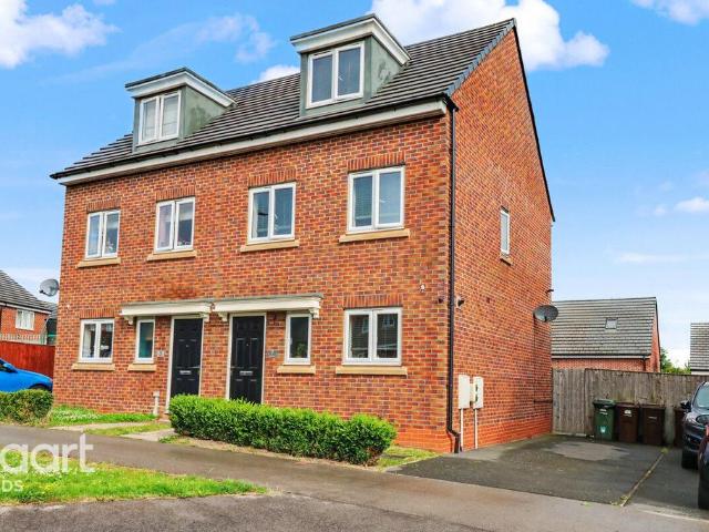 House for sale in Whitwood, West Yorkshire