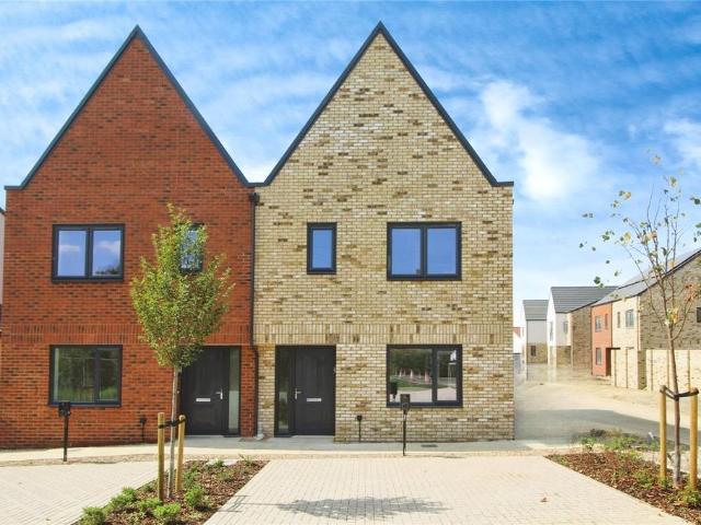House for sale in Haynes, Bedfordshire