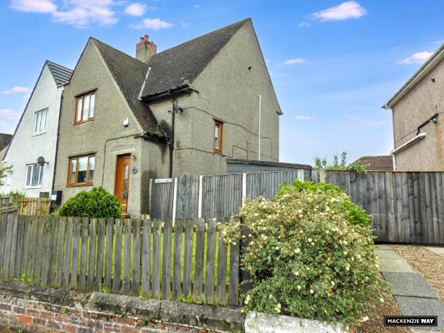 House for sale in Kilwinning, Scotland