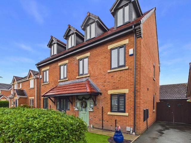 House for sale in Bank Quay, Warrington