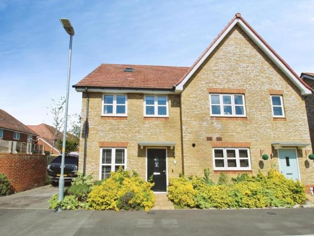 House for sale in Abbey Mead, Swindon