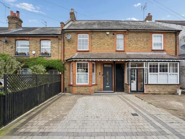 House for sale in Northwood, Greater London