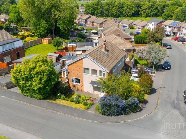 House for sale in Crofton, West Yorkshire