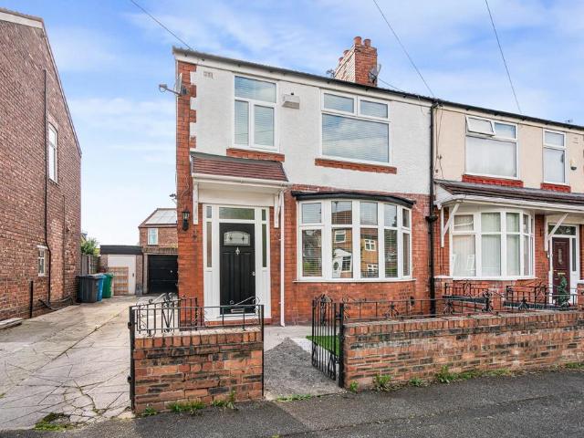 House for sale in Georgia, Greater Manchester