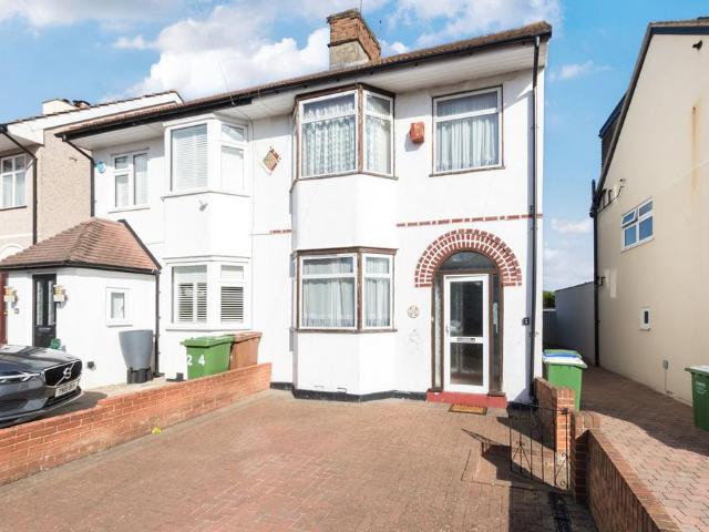 House for sale in London Borough of Bexley, Greater London