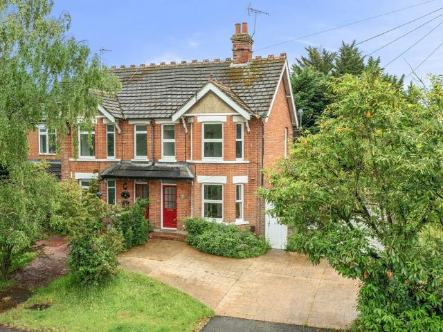 House for sale in Newell Green