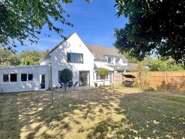 House for sale in Carlyon Bay, Cornwall