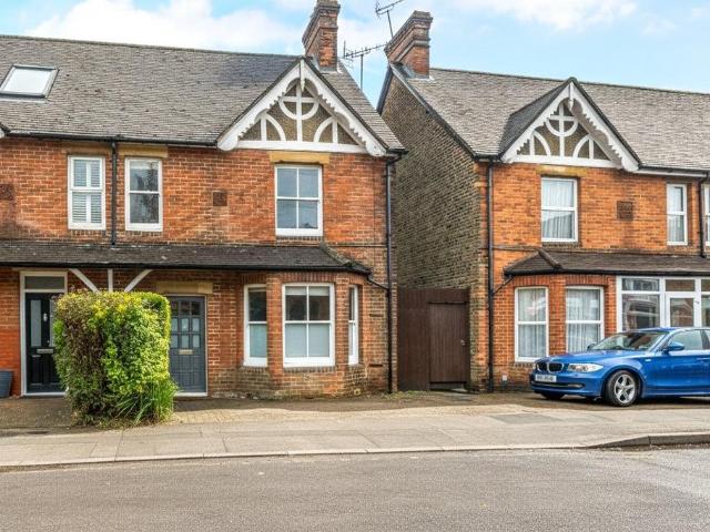 House for sale in Fole, Surrey