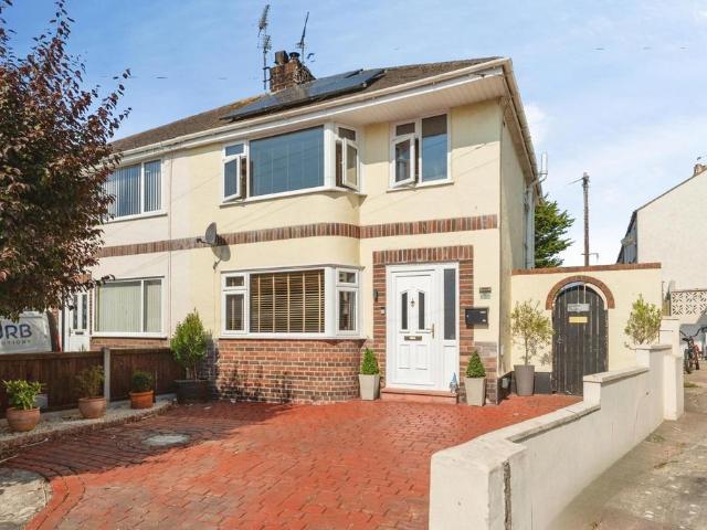 House for sale in Rhyl, Wales
