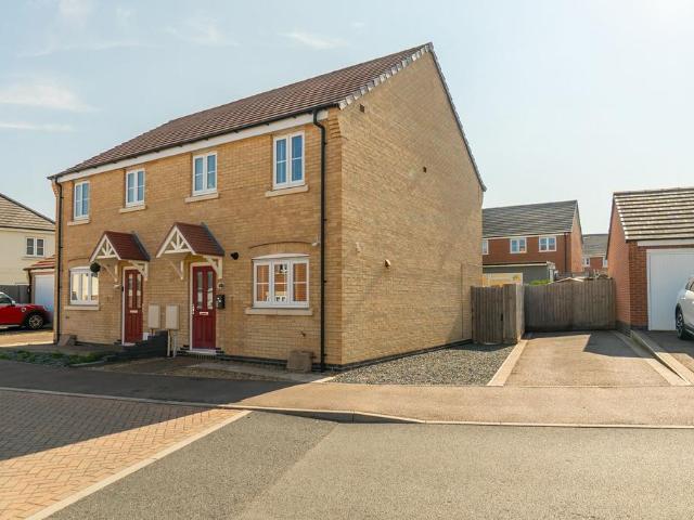 House for sale in Stanford On Avon, Leicestershire