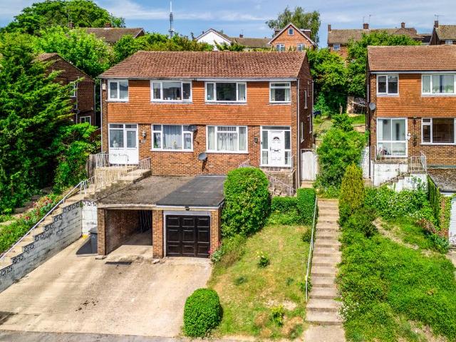 House for sale in Castlefield, Cressex