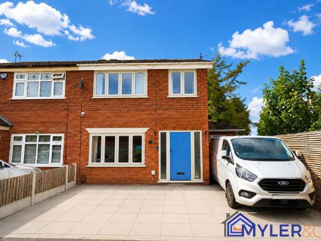 House for sale in Upton Rocks, Widnes