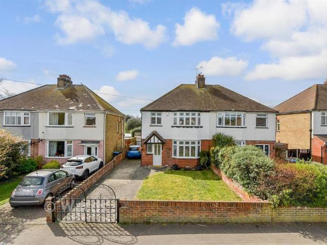 House for sale in Dumpton, Acol