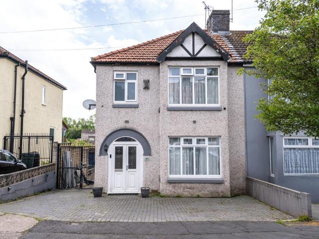 House for sale in Feckenham, City Of Bristol