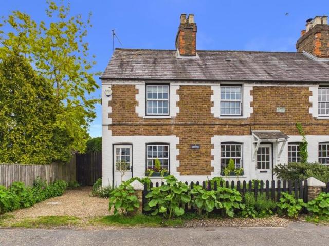 House for sale in Chepping Wycombe, Loudwater