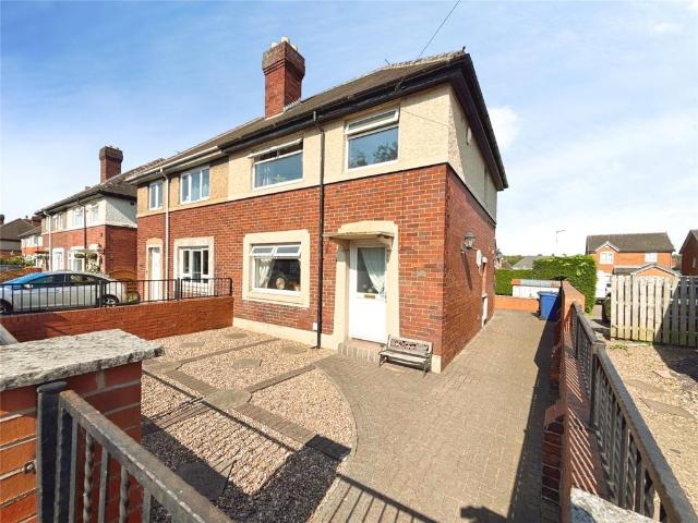 House for sale in Carlton, South Yorkshire