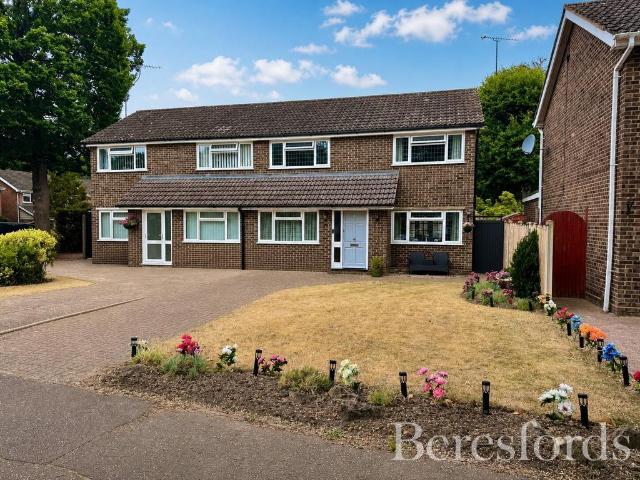 House for sale in Highwoods, Fordham Heath