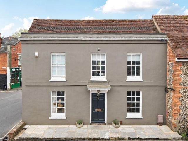 House for sale in Littlecote, West Sussex
