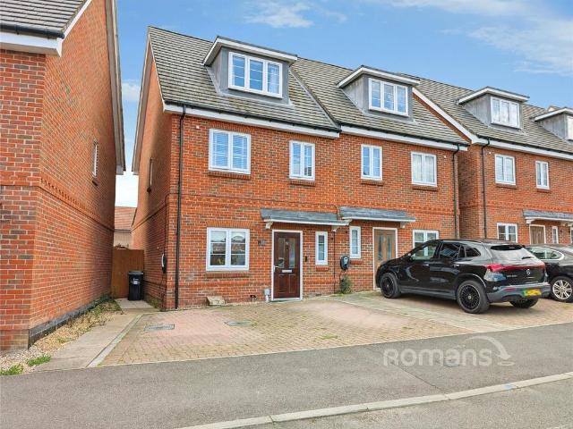 House for sale in Woodley, Wokingham