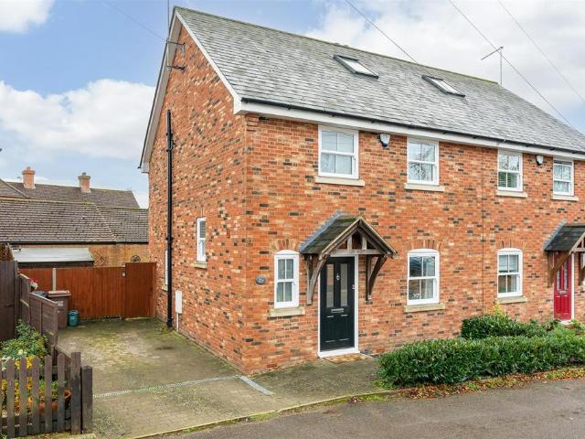 House for sale in Oaklands, Fretherne