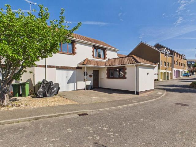 House for sale in Hornsey, Greater London