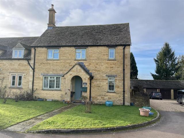 House for sale in Fossebridge, Gloucestershire
