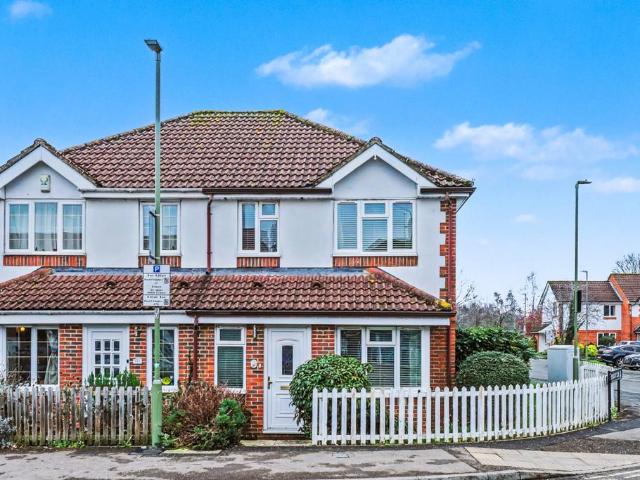 House for sale in Cowley Marsh, The Slade
