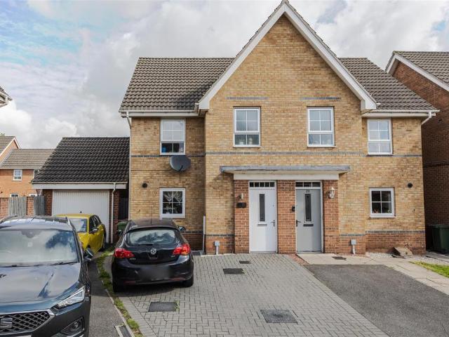 House for sale in New Brumby, North Lincolnshire