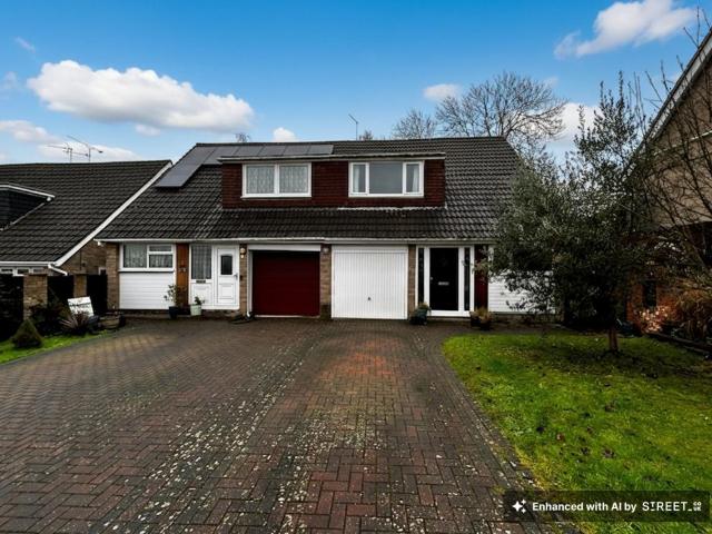 House for sale in Harbourland, Midway