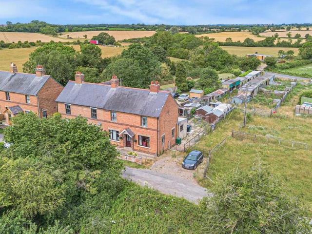 House for sale in Evershot, Oxfordshire