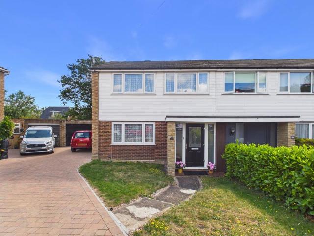 House for sale in Row Town, Surrey