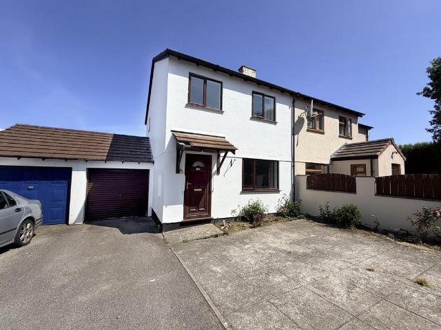 House for sale in Helston, Cornwall