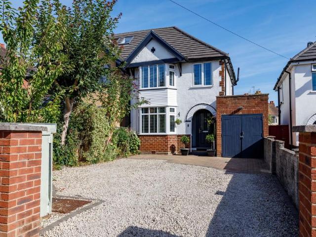 House for sale in Sydenham, Green Close