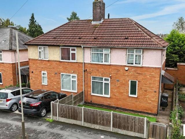 House for sale in Newfoundpool, Leicester