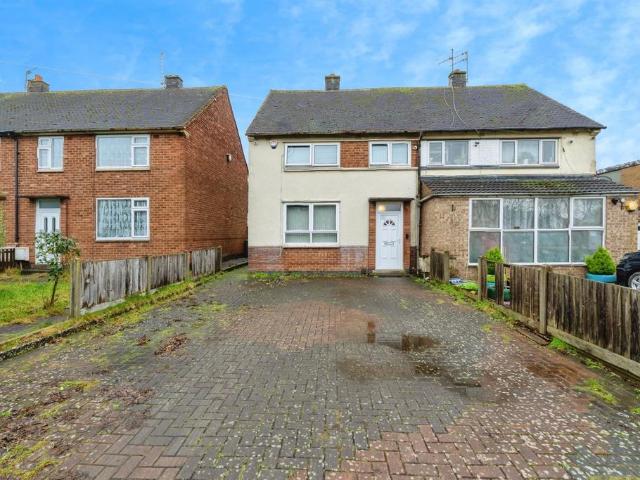 House for sale in New Parks, Old Wharf