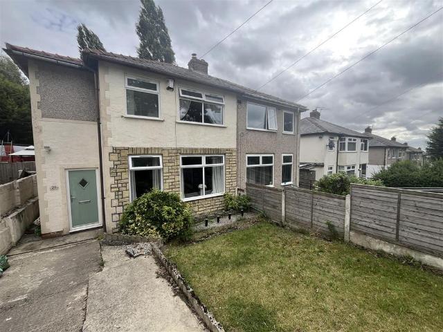 House for sale in Oakenshaw, Bradford