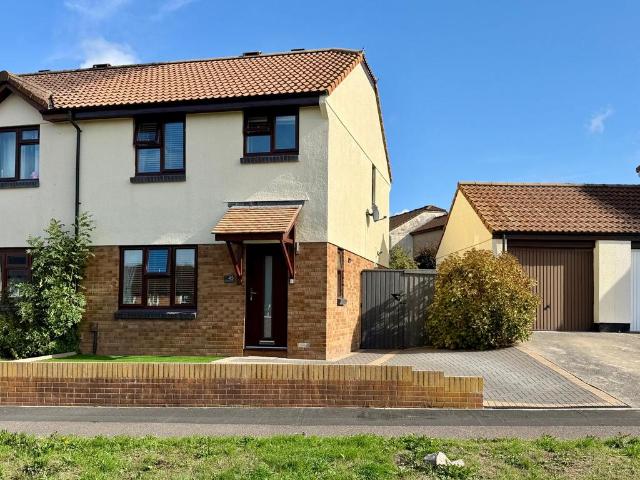 House for sale in Kingsteignton, Teignbridge