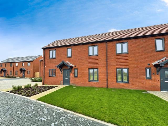 House for sale in Bradwell, Great Yarmouth