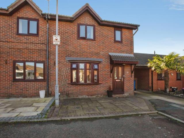 House for sale in Howe Bridge, Wigan