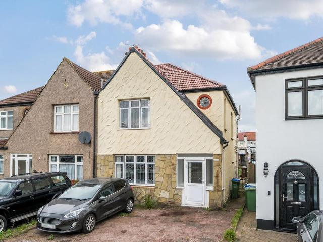 House for sale in Blackfen, Greater London